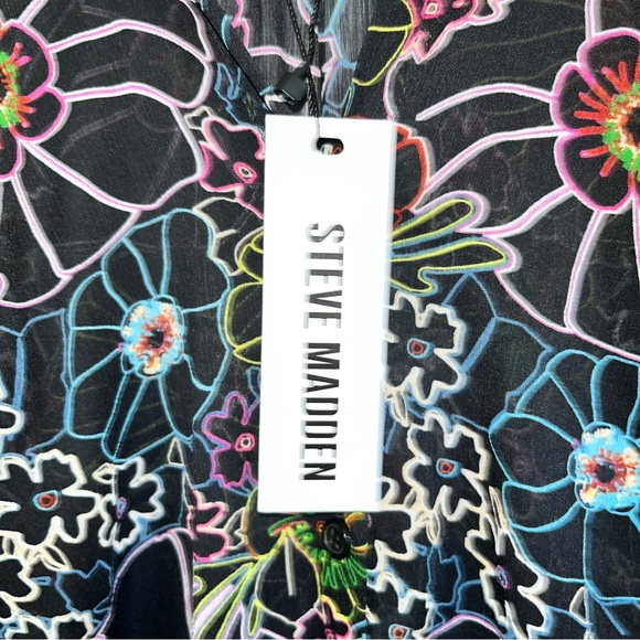 NWT Steve Madden Cameila Black Sheer Floral Button Blouse - Picture 6 of 6